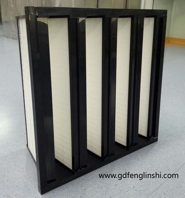 大風(fēng)量組合式高效過濾器具有過濾面積大，阻力低，使用壽命長特點(diǎn)