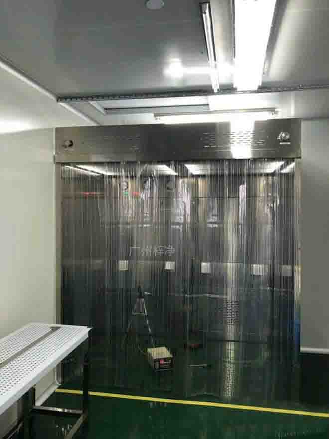 負壓稱量罩結構圖由初效、中效、高效、風機等部件組成