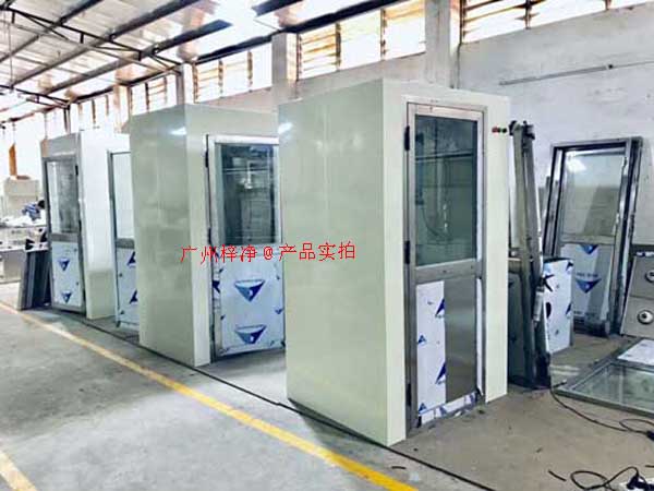 在工業生產過程中，風淋室作為一種重要的凈化設備